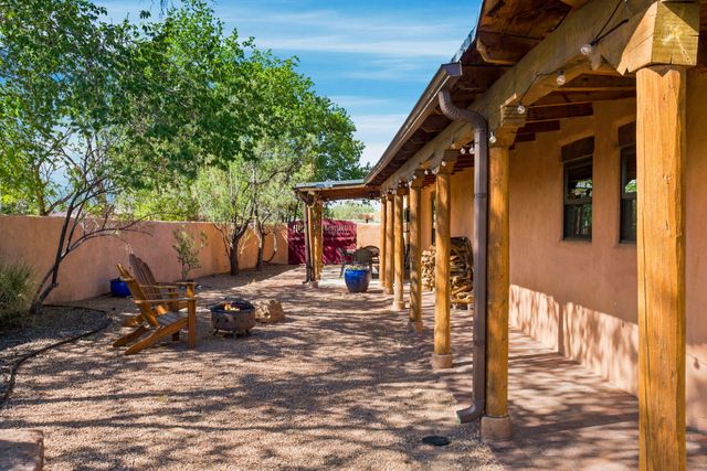 236 Sagebrush Drive, Corrales, NM 87048