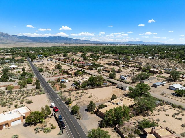 236 Sagebrush Drive, Corrales, NM 87048