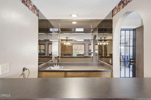 1122 Casitas Court, Ventura, CA 93004