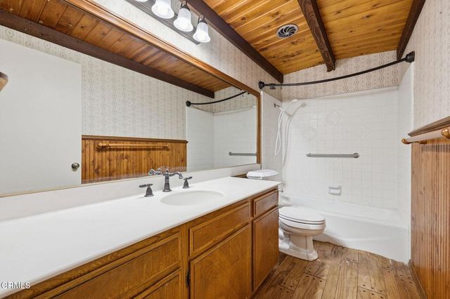 1122 Casitas Court, Ventura, CA 93004
