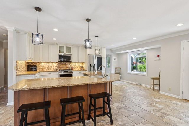 4925 Saxony LANE, Greendale, WI 53129