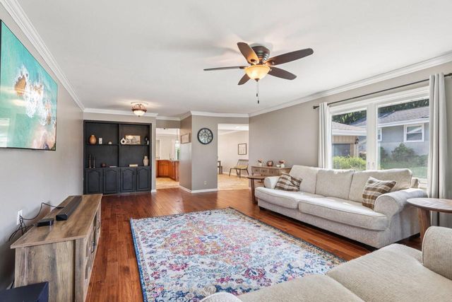 4925 Saxony LANE, Greendale, WI 53129