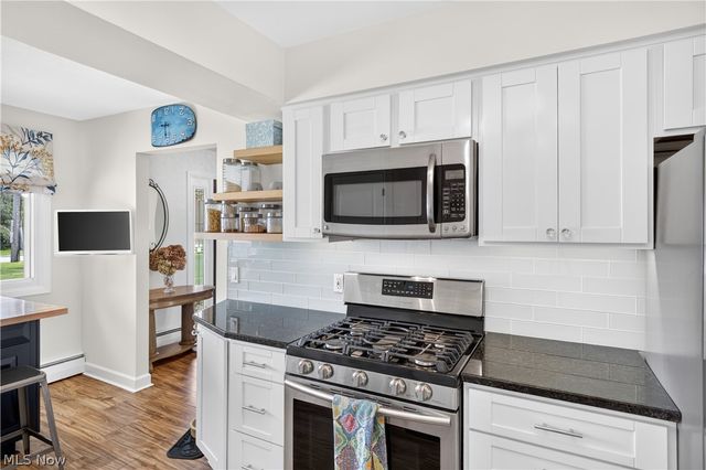 35755 Solon Road, Solon, OH 44139