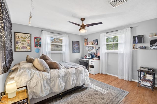 35755 Solon Road, Solon, OH 44139