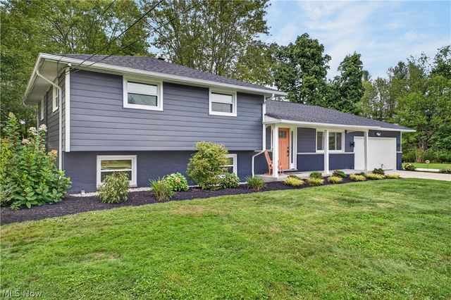 35755 Solon Road, Solon, OH 44139