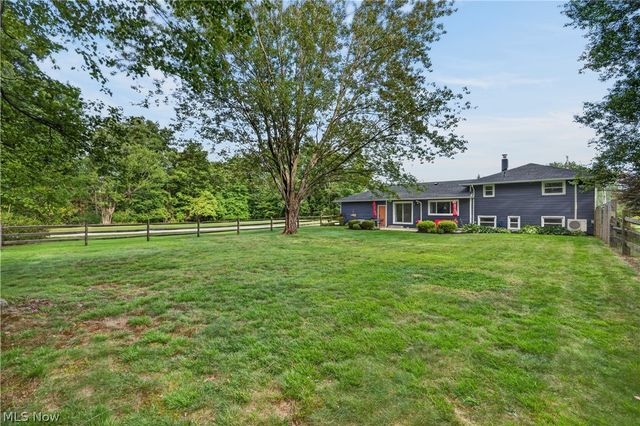 35755 Solon Road, Solon, OH 44139
