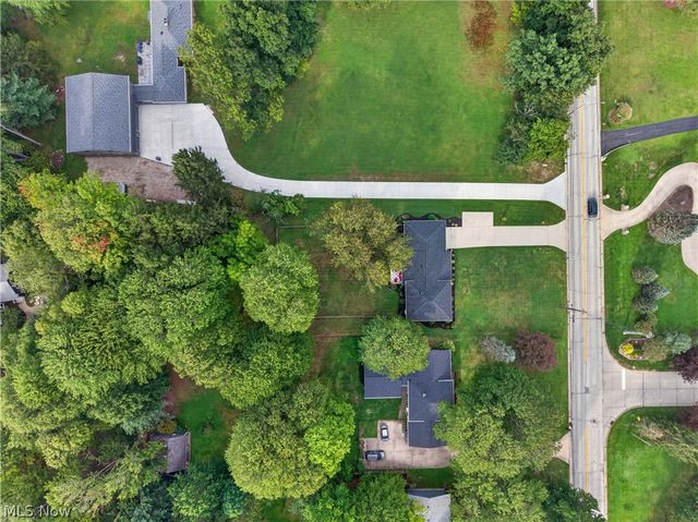 35755 Solon Road, Solon, OH 44139