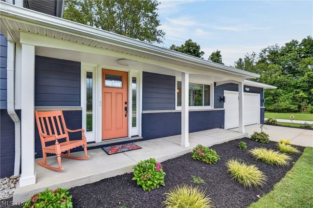 35755 Solon Road, Solon, OH 44139