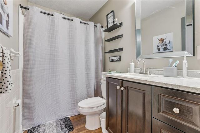 124 N 80 Terrace, Kansas City, KS 66111