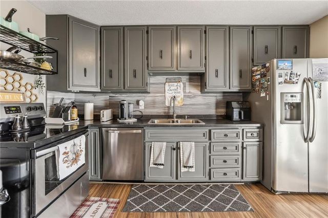 124 N 80 Terrace, Kansas City, KS 66111