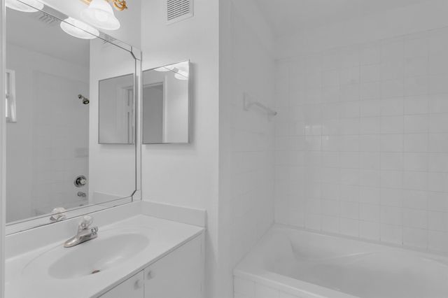 8970 W Flagler Street 208, Miami, FL 33174