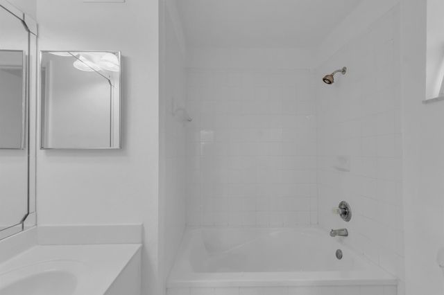 8970 W Flagler Street 208, Miami, FL 33174