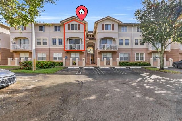 8970 W Flagler Street 208, Miami, FL 33174