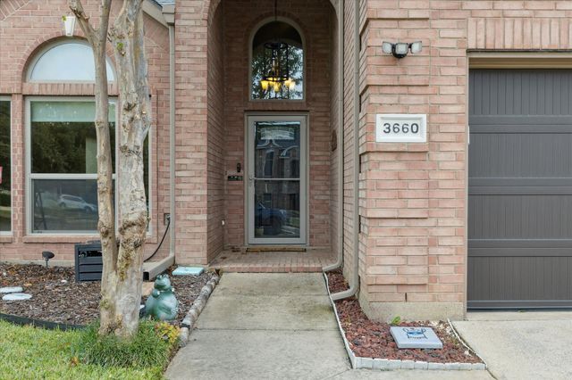 3660 Blue Spruce Drive, Fort Worth, TX 76040