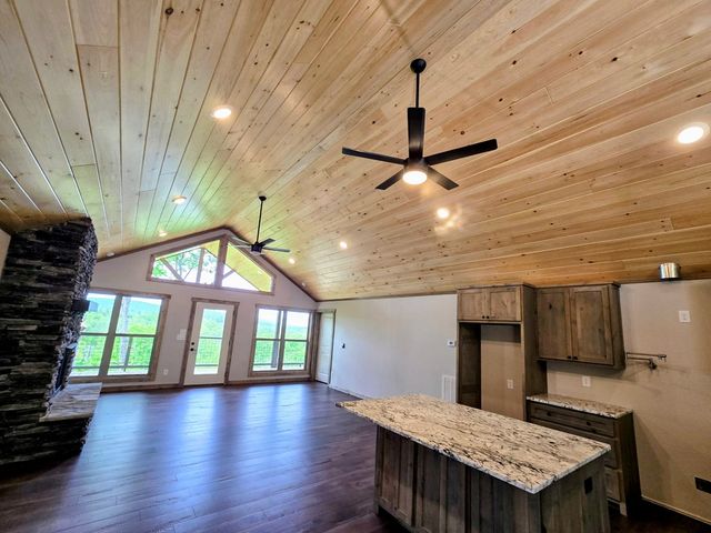 30 Small Street, Blairsville, GA 30512