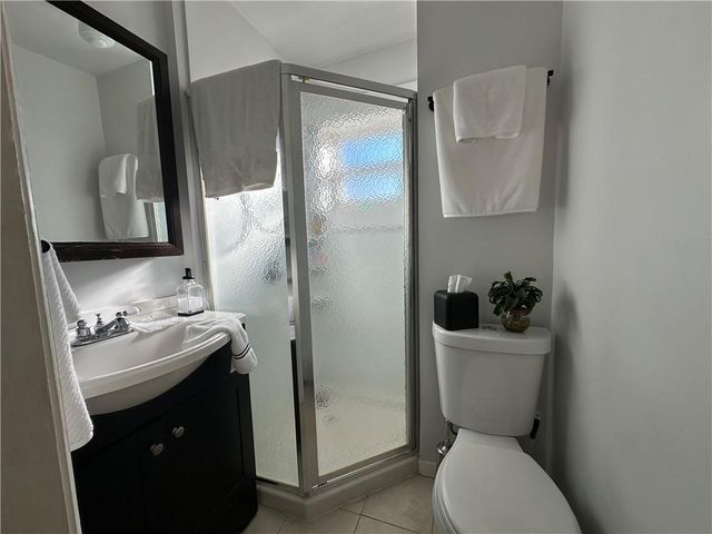 5 Record Street 2B, Newport, RI 02840