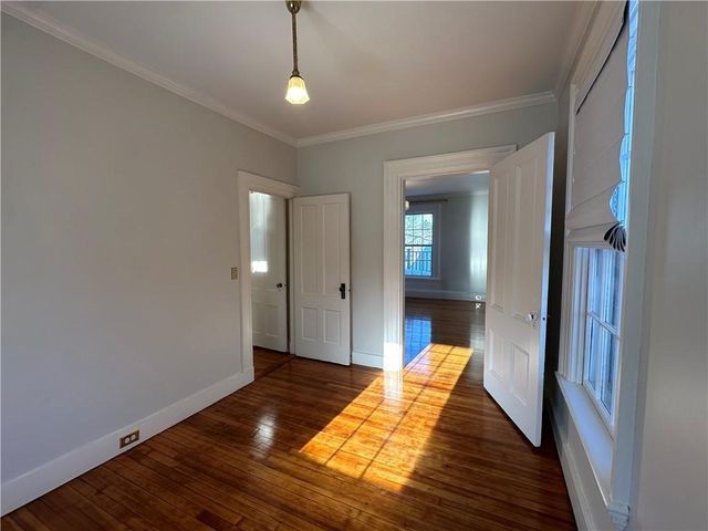 5 Record Street 2B, Newport, RI 02840