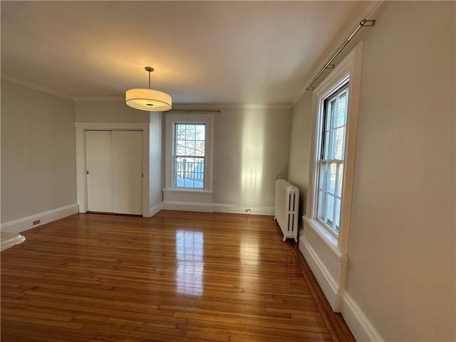 5 Record Street 2B, Newport, RI 02840