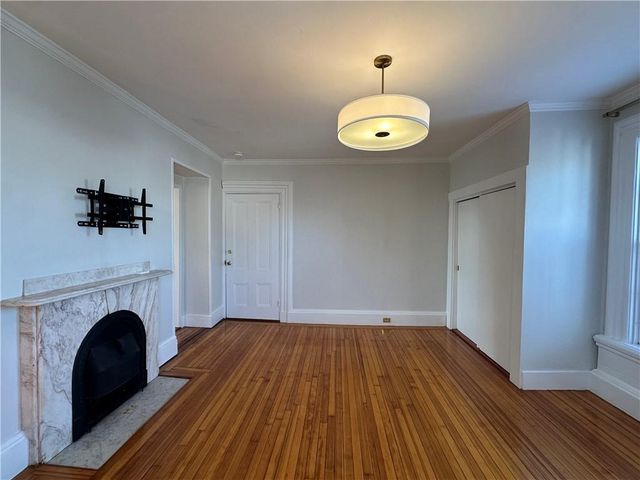 5 Record Street 2B, Newport, RI 02840