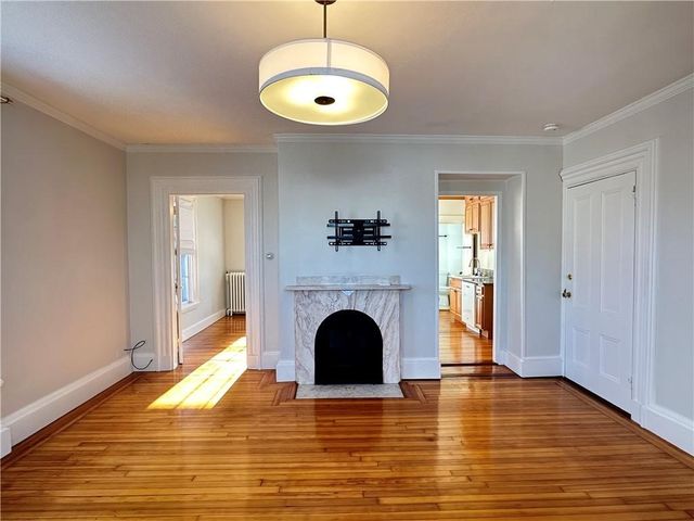 5 Record Street 2B, Newport, RI 02840