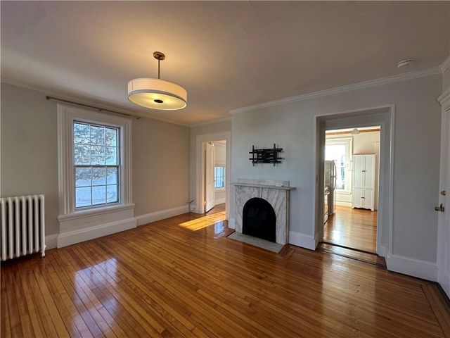 5 Record Street 2B, Newport, RI 02840