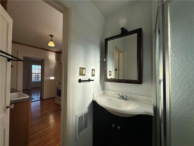 5 Record Street 2B, Newport, RI 02840