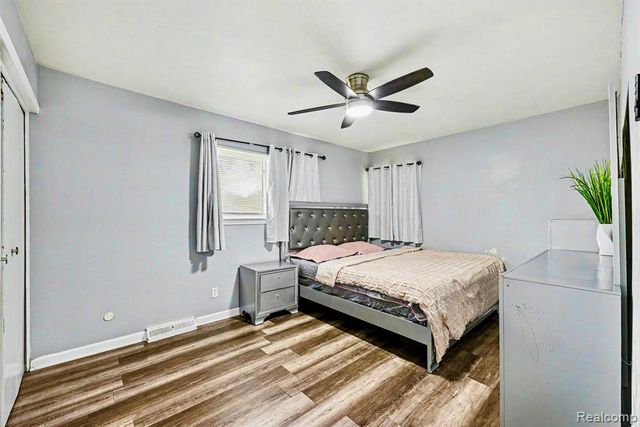 28326 Alden Street, Madison Heights, MI 48071