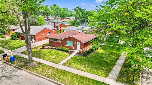 28326 Alden Street, Madison Heights, MI 48071