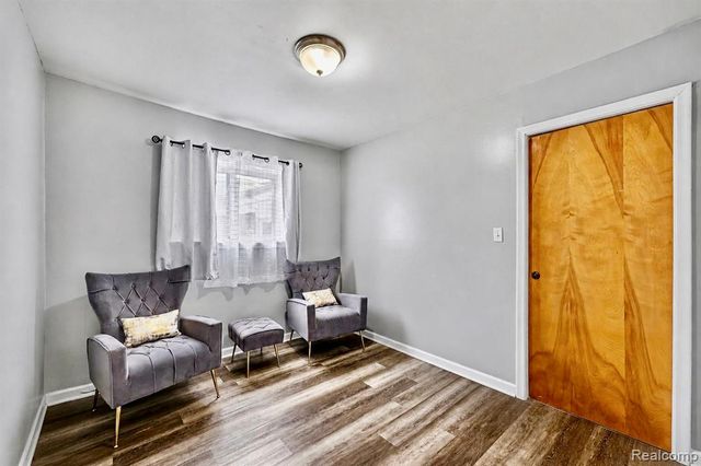 28326 Alden Street, Madison Heights, MI 48071