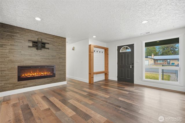 2102 NE 96th Court N, Vancouver, WA 98664