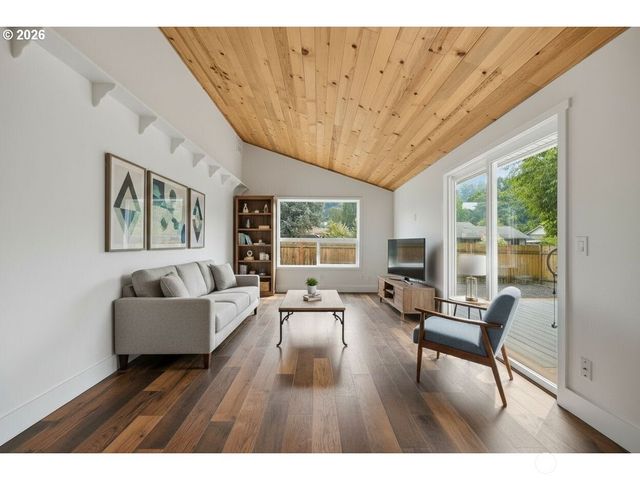 2102 NE 96th Court N, Vancouver, WA 98664