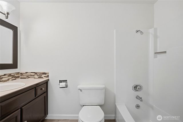 2102 NE 96th Court N, Vancouver, WA 98664
