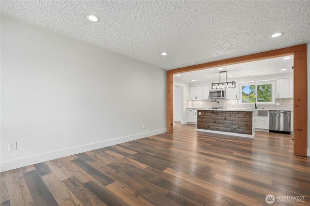 2102 NE 96th Court N, Vancouver, WA 98664