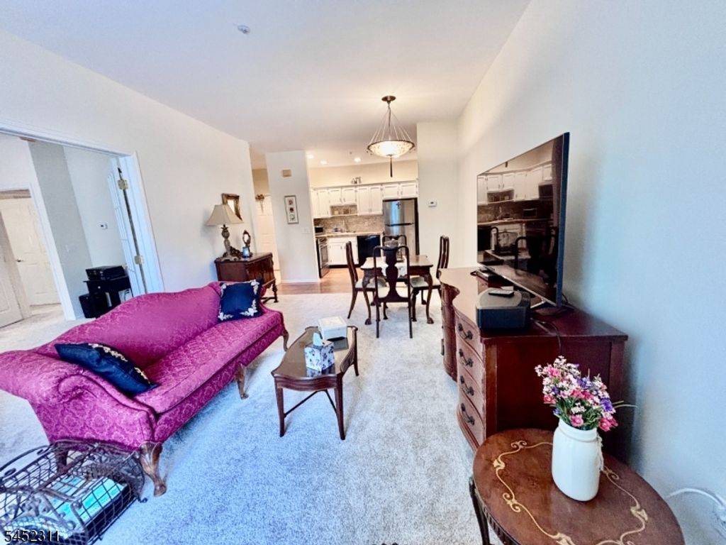 5302 Richmond Rd 302, West Milford Twp., NJ 07480 — exterior