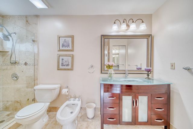 10641 SW 99th Ter, Miami, FL 33176