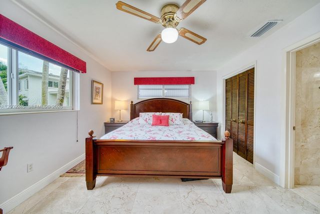 10641 SW 99th Ter, Miami, FL 33176