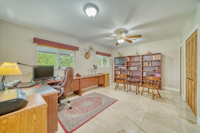 10641 SW 99th Ter, Miami, FL 33176