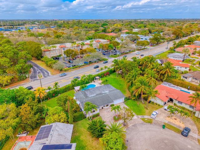 10641 SW 99th Ter, Miami, FL 33176