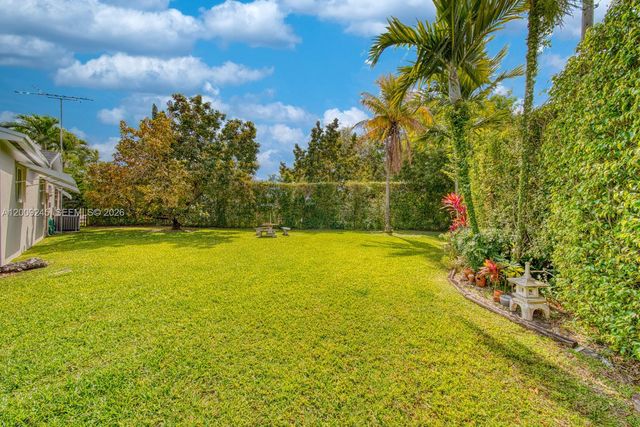 10641 SW 99th Ter, Miami, FL 33176