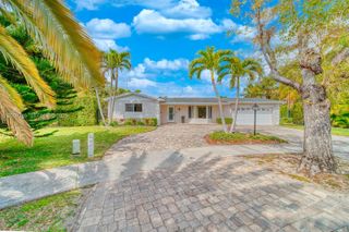 10641 SW 99th Ter, Miami, FL 33176