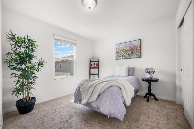 1532 Joy Drive, Clovis, CA 93619