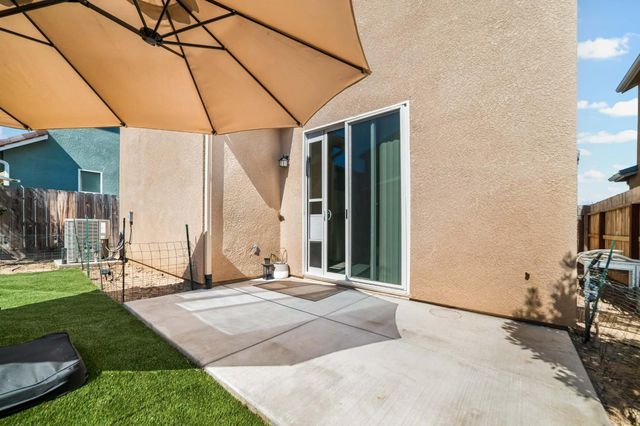 1532 Joy Drive, Clovis, CA 93619