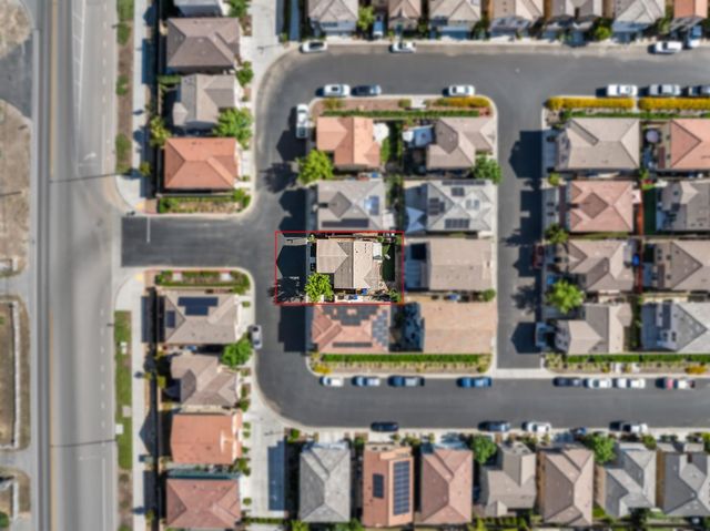1532 Joy Drive, Clovis, CA 93619