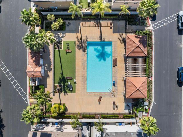 1532 Joy Drive, Clovis, CA 93619