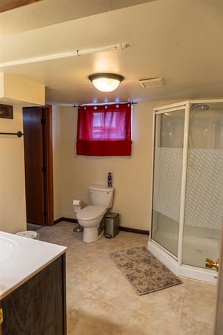 512 1ST ST NE, Minot, ND 58703