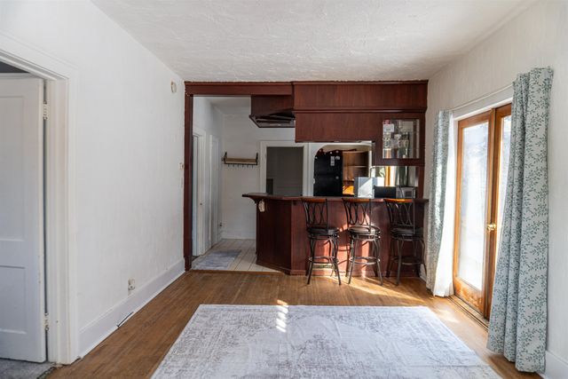 512 1ST ST NE, Minot, ND 58703