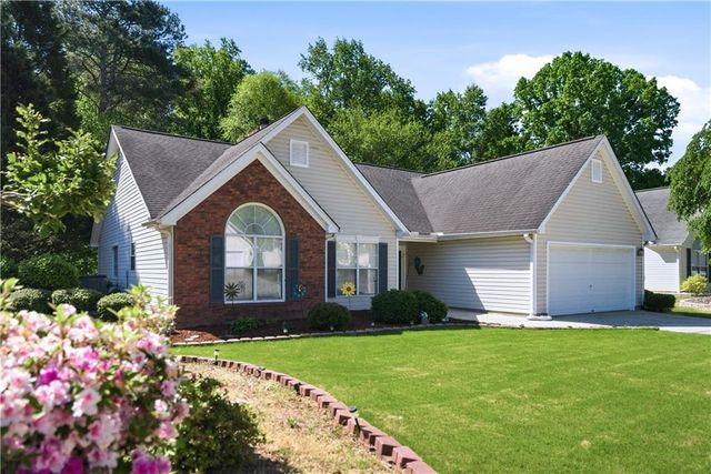 3289 Hampton Trace Court, Buford, GA 30519