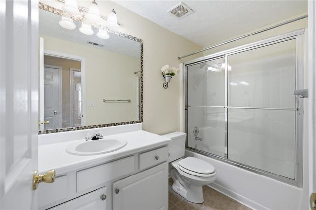 3289 Hampton Trace Court, Buford, GA 30519