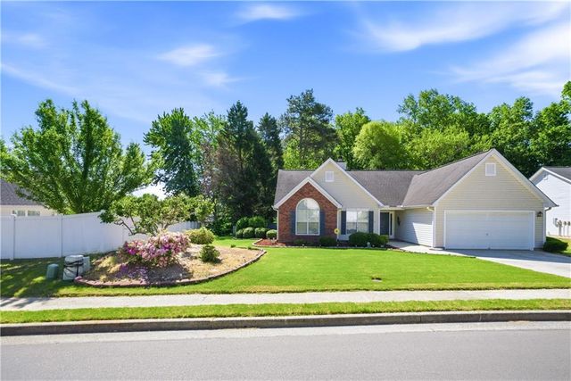 3289 Hampton Trace Court, Buford, GA 30519