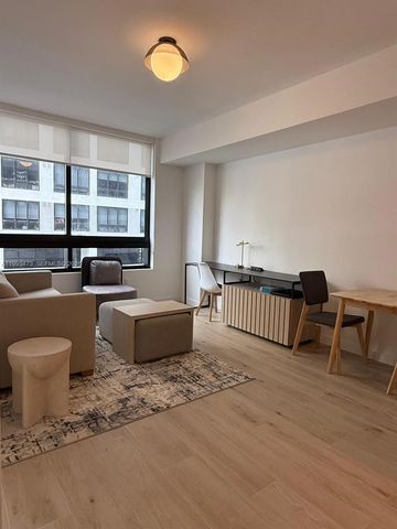 225 N Miami Ave 910, Miami, FL 33128